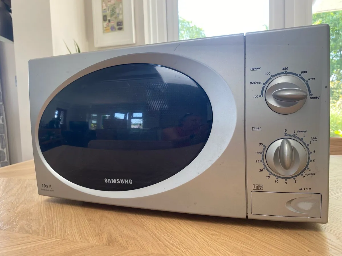 Kenwood microwave - Image 1