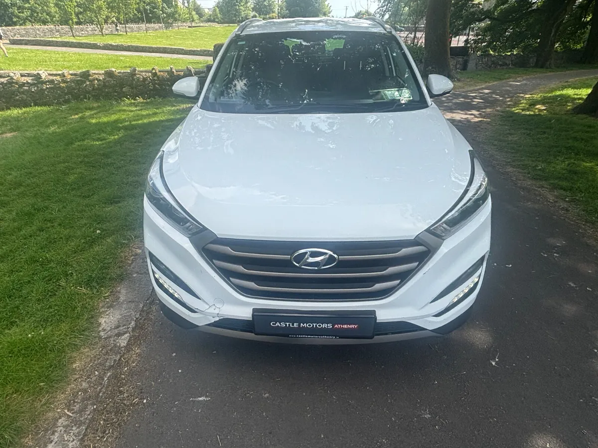 Hyundai Tucson 2016 with leather - Image 4