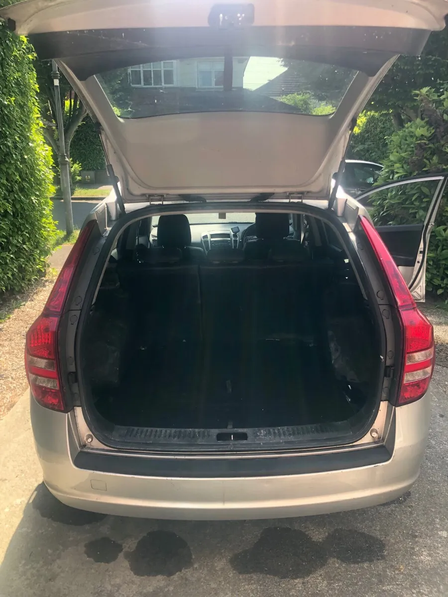 Kia Ceed 2009 - Image 2