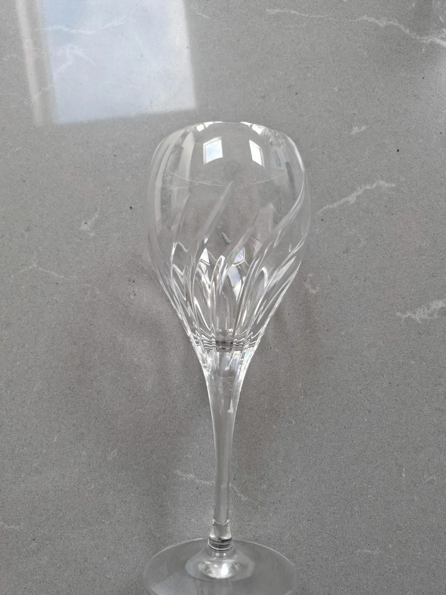 Wine glasses - Image 1