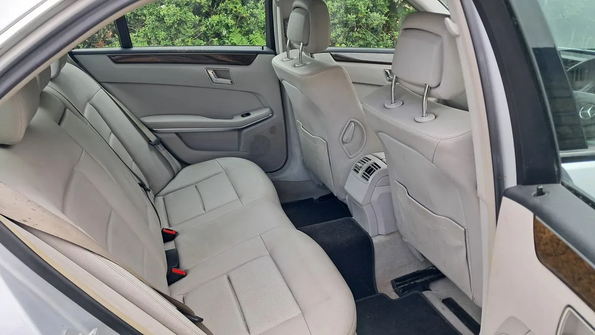 Mercedes-Benz ( read description ) - Image 3