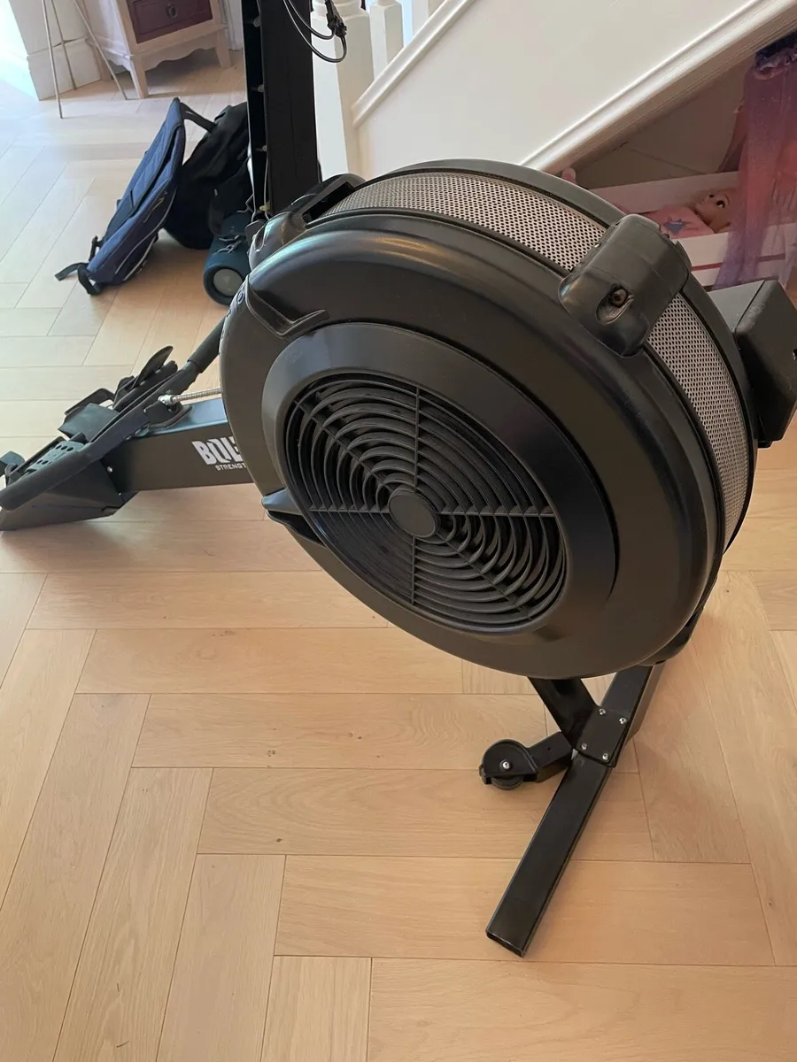 Rowing Machine for sale - Image 4