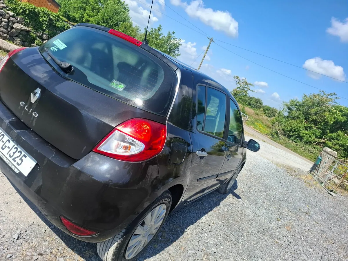 Renault Clio 2010 - Image 3