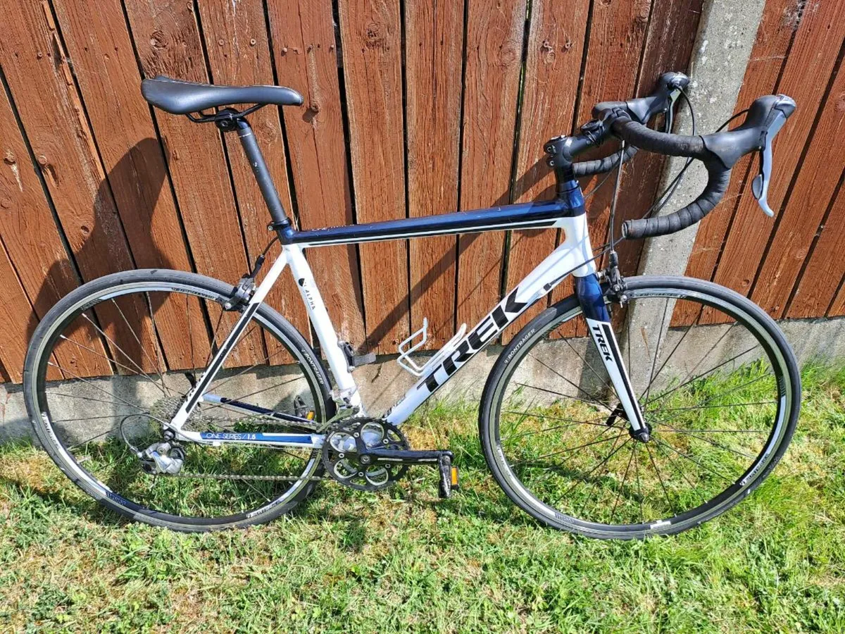 2013 Trek One Series 1.5 Road bike - Image 1
