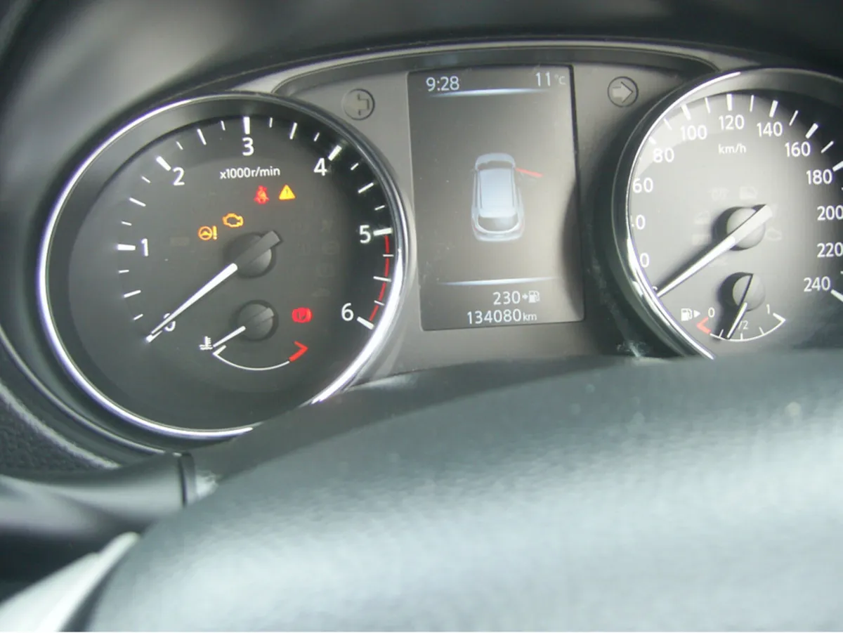 Nissan Qashqai 1.5 SV MY16 NC E6 4DR - Image 3