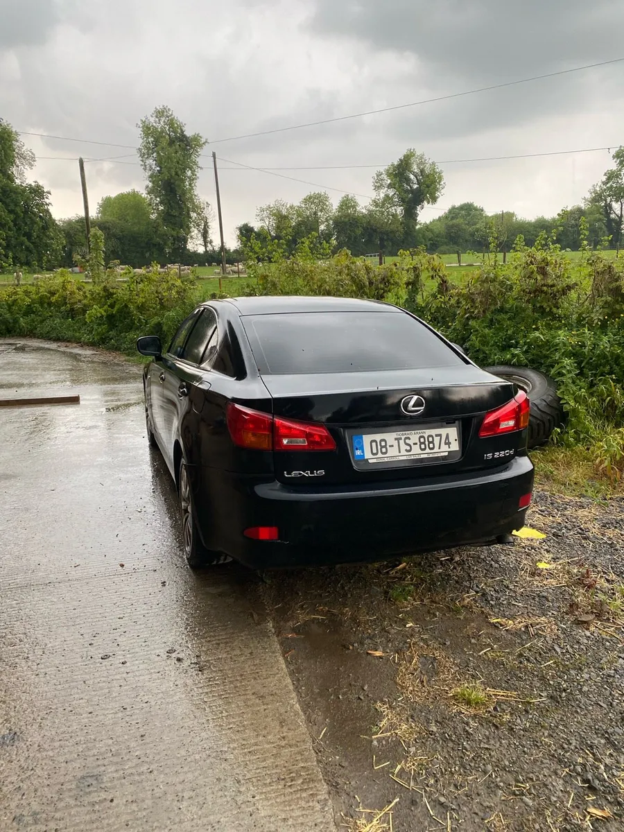 Lexus is220d - Image 2