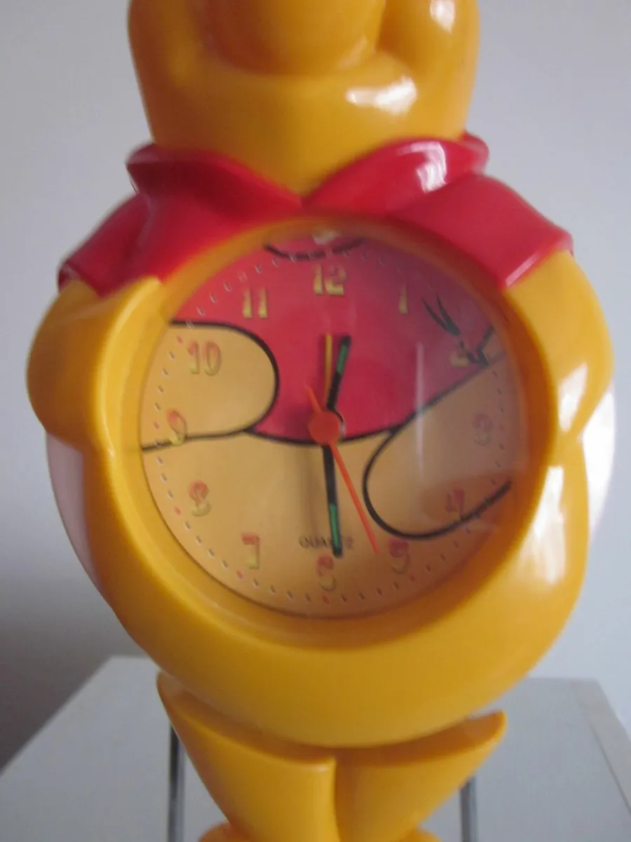 Winnie the Pooh Pendulum Alarm Clock - Image 2