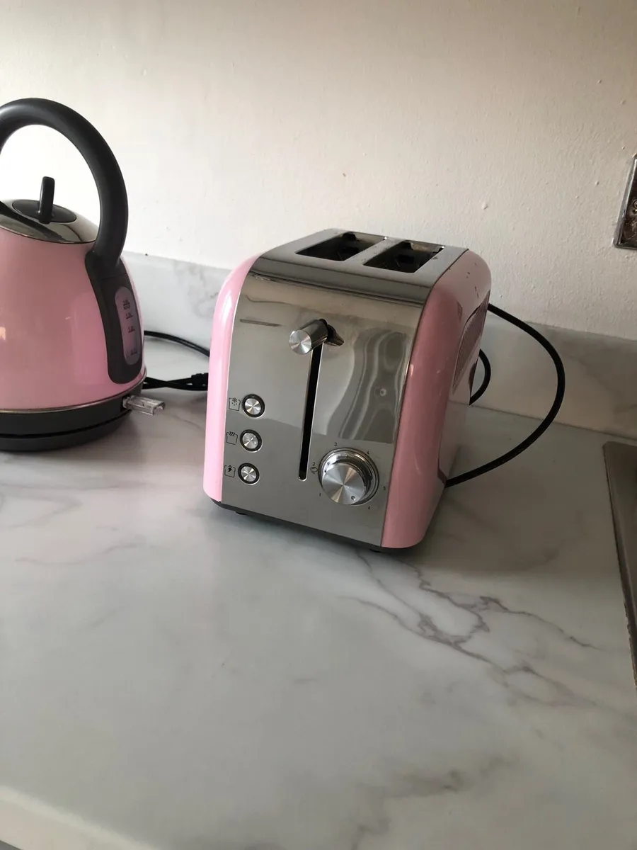 Kettle and toaster - Image 2