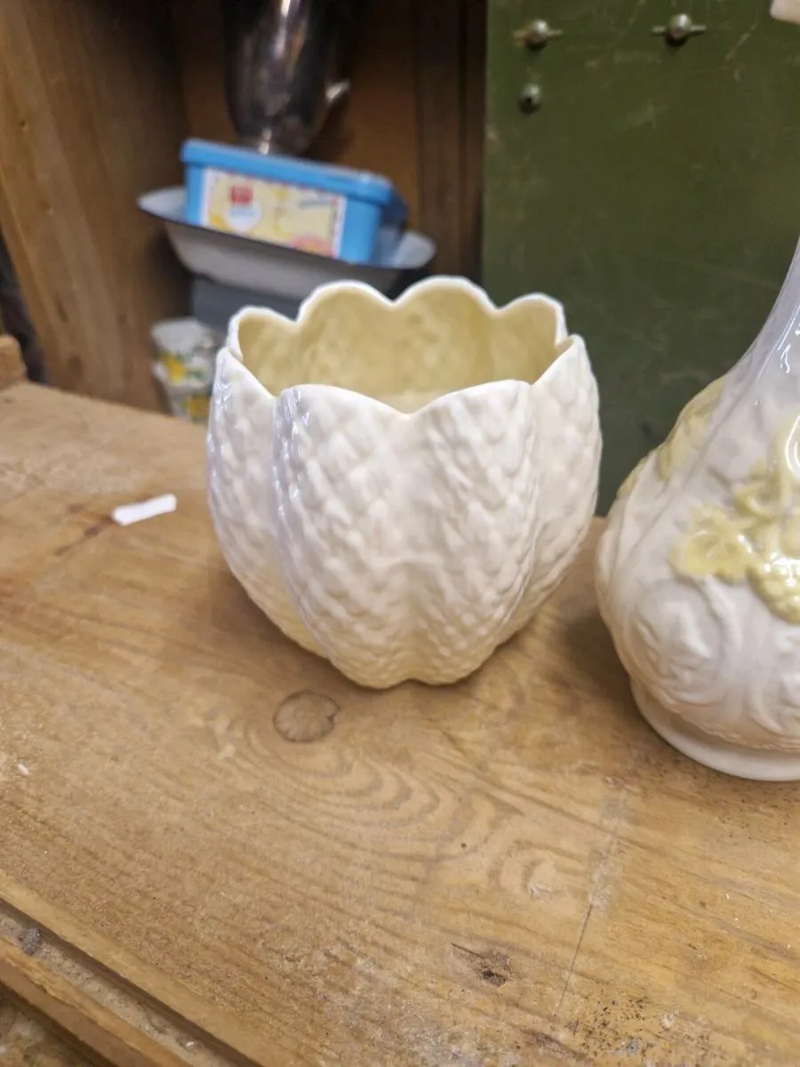 Vintage Belleek Bowl and Vase - Image 3