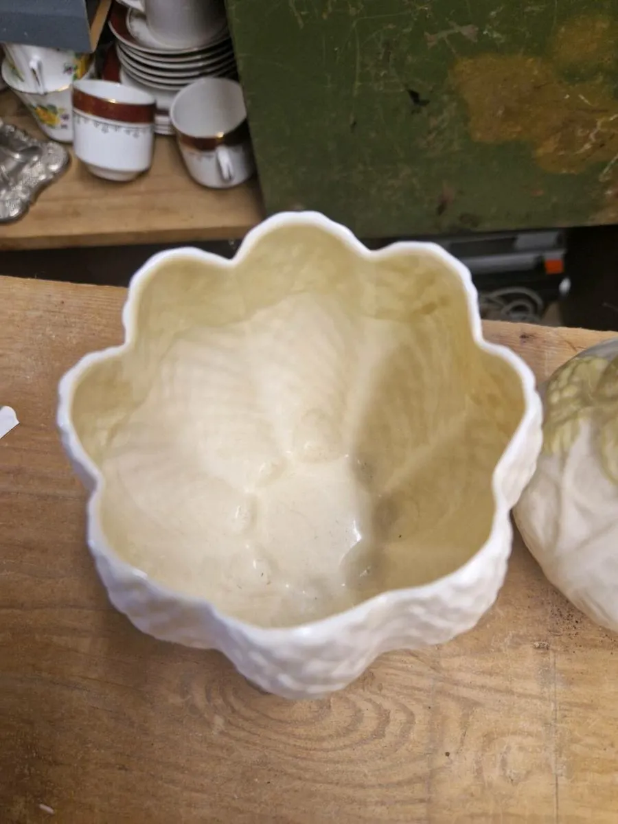 Vintage Belleek Bowl and Vase - Image 4