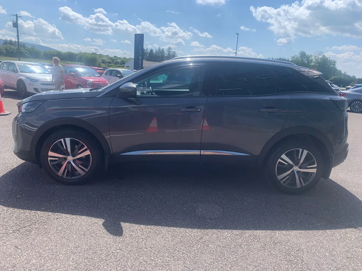 Peugeot 3008 2021 - Image 3