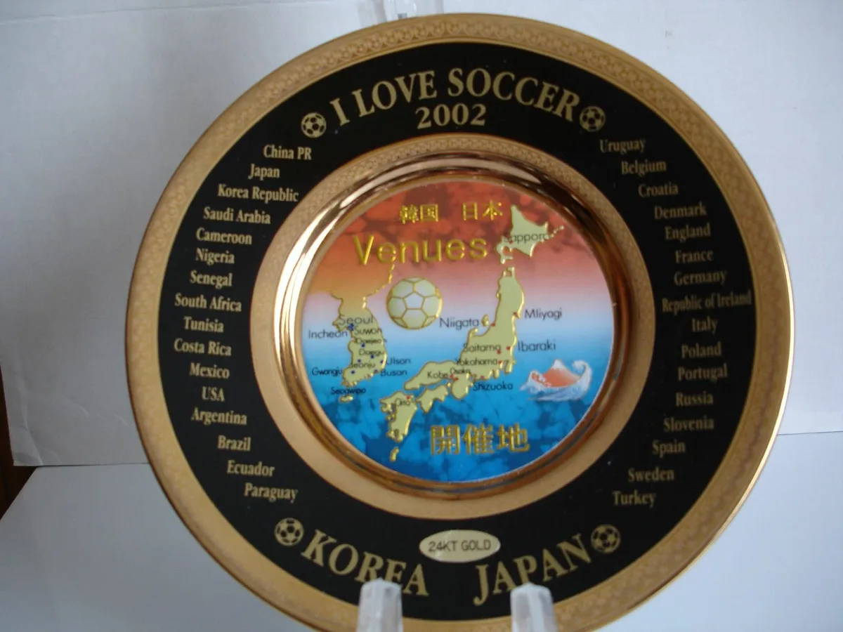Chokin World Cup Plate 2002 24KT Gold. - Image 1