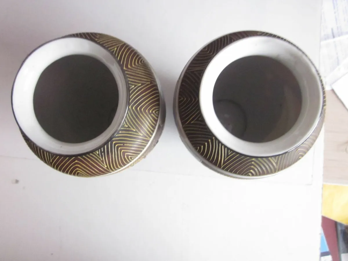 Vintage Pair of Japanese Satsuma Vases - Image 4