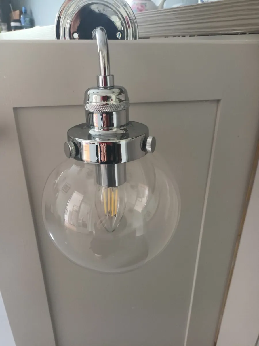 Bathroom lights - Image 1