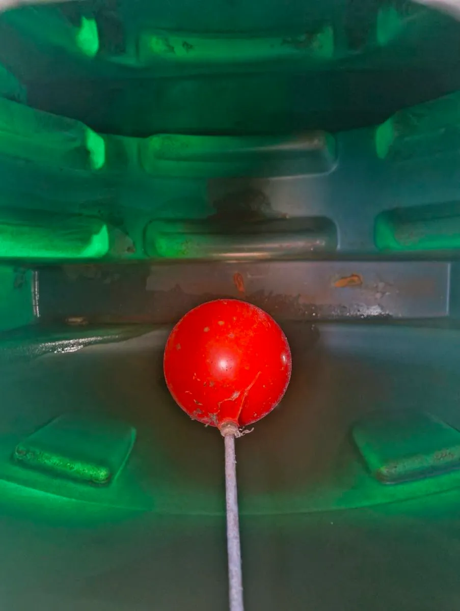 Oil/water tanks - Image 3