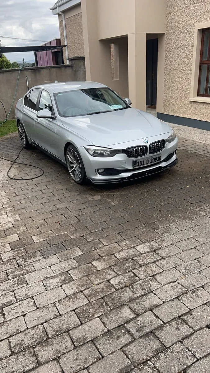 BMW 3 series - Image 1