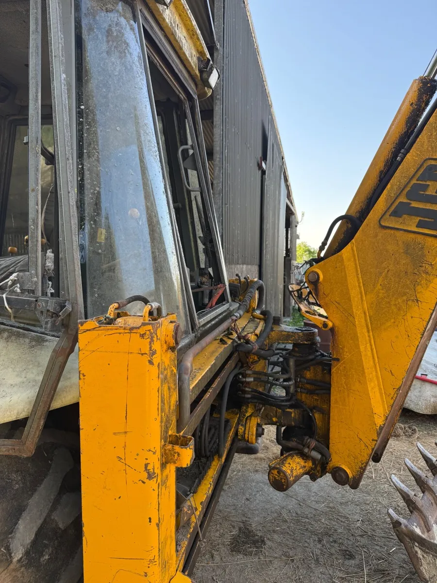 JCB 3CX - Image 3