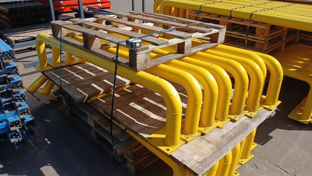 Used Pallet Racking End Barriers 2.5m L - Image 3
