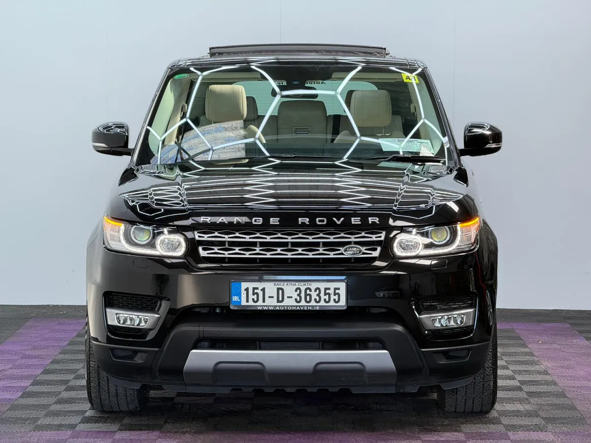 2015 Land Rover Range Rover Sport HSE, 7 Seater - Image 2