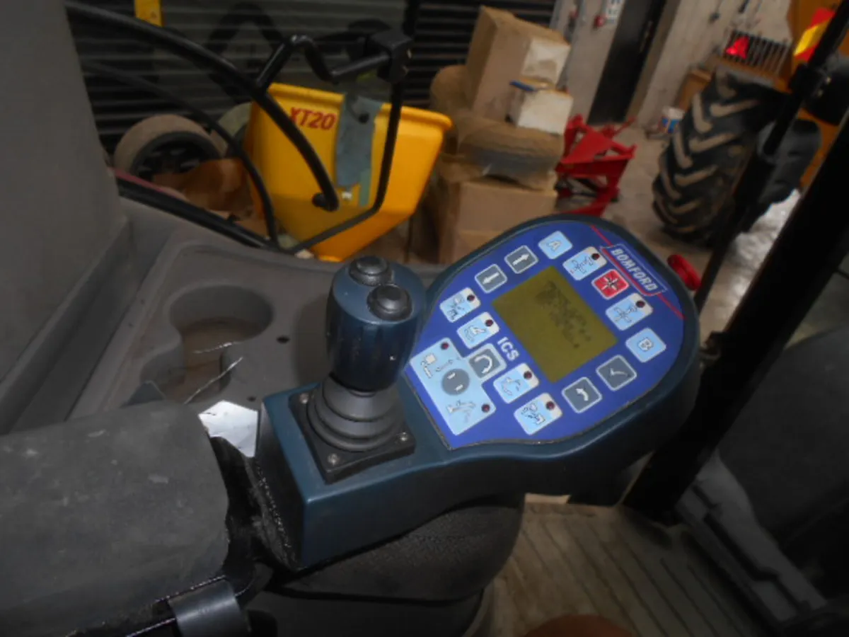 BOMFORD FALCON 5.5 EVO, 930 HRS - Image 4