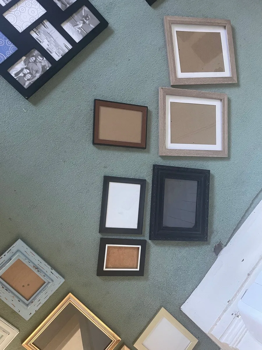 Assorted picture frames - Image 2