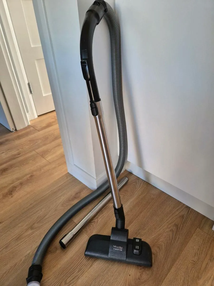 Miele vacuum cleaner parts - Image 3