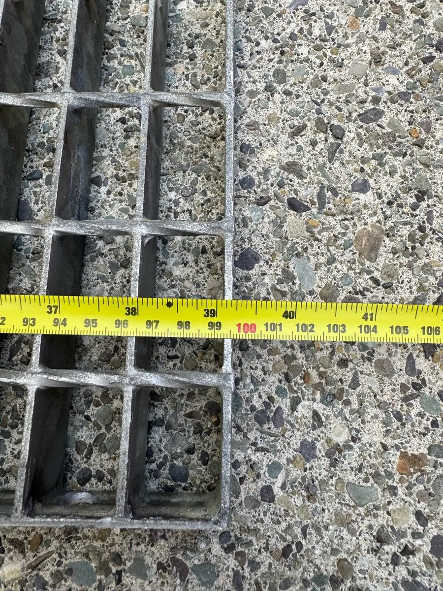 Galvanised grating / catwalk - Image 4