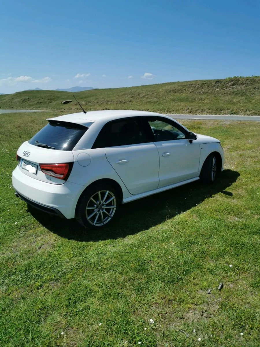 Audi A1 S Line 1.6 diesel TDI 113 BHP - Image 3