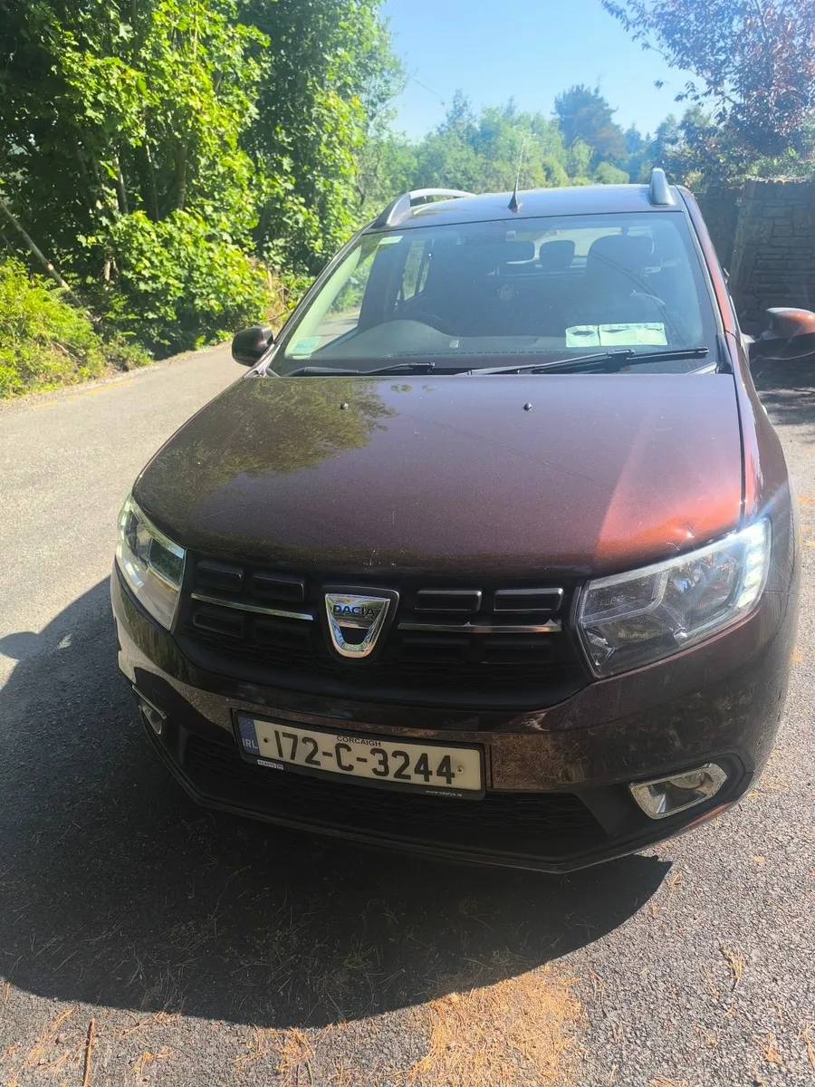 2017 Dacia Logan - Image 1