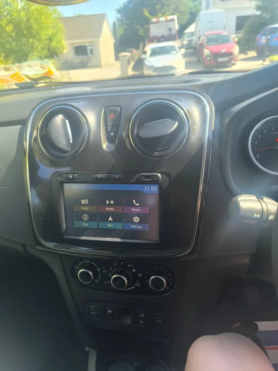 2017 Dacia Logan - Image 4