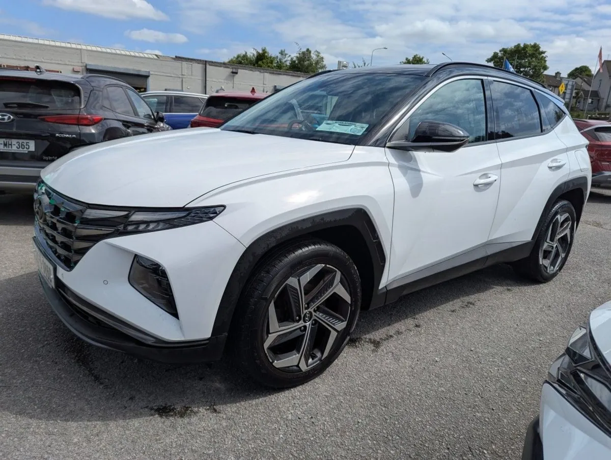 Hyundai Tucson HEV Executive Plus 2 Tone - Image 3