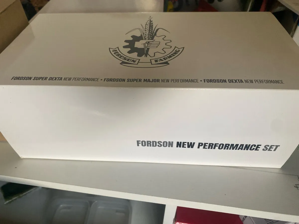 Fordson new performance set 1:32 scale - Image 2