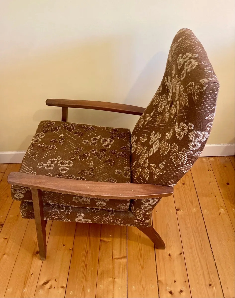 Vintage Wooden Armchair – Retro Style - Image 2