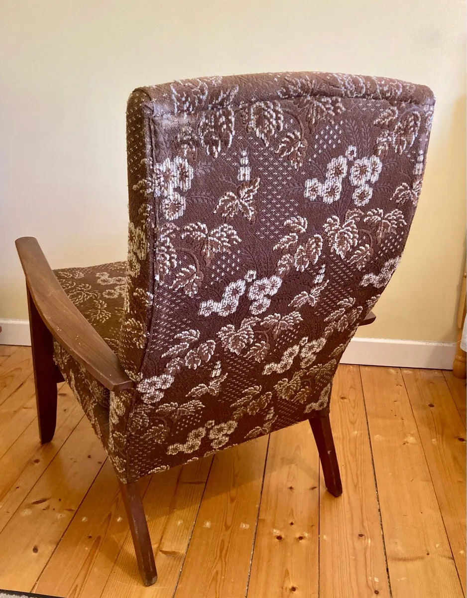 Vintage Wooden Armchair – Retro Style - Image 3