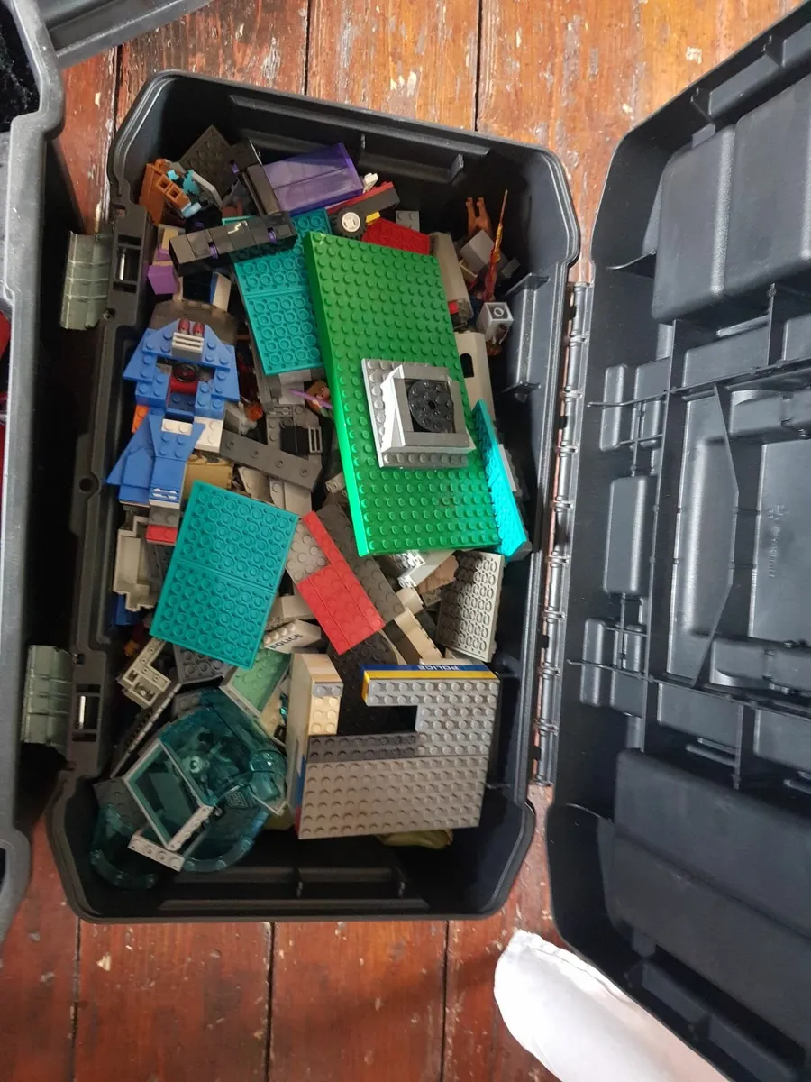 2 x 10 kg boxes lego - Image 2