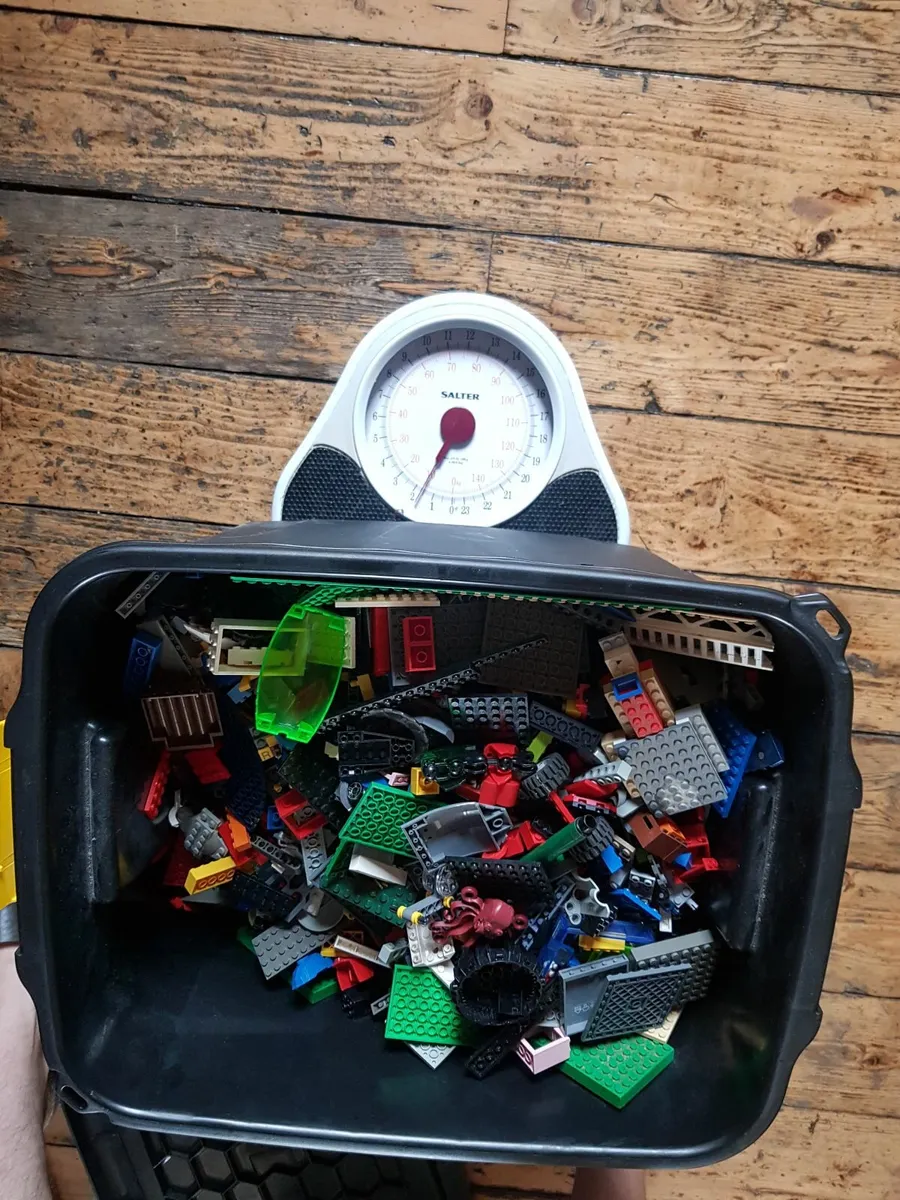 2 x 10 kg boxes lego - Image 4