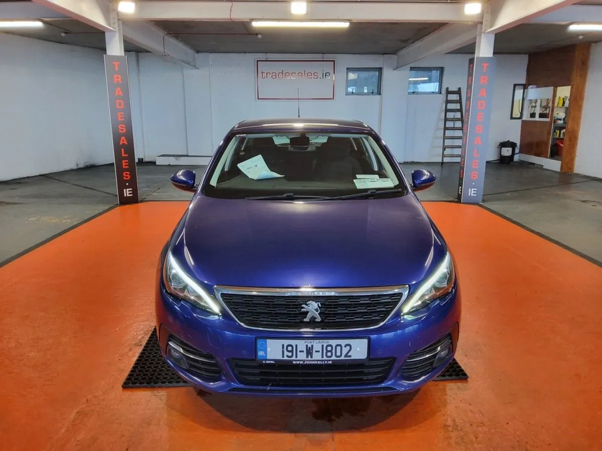 Peugeot 308 1.6 HDi 100bhp Active - Image 1