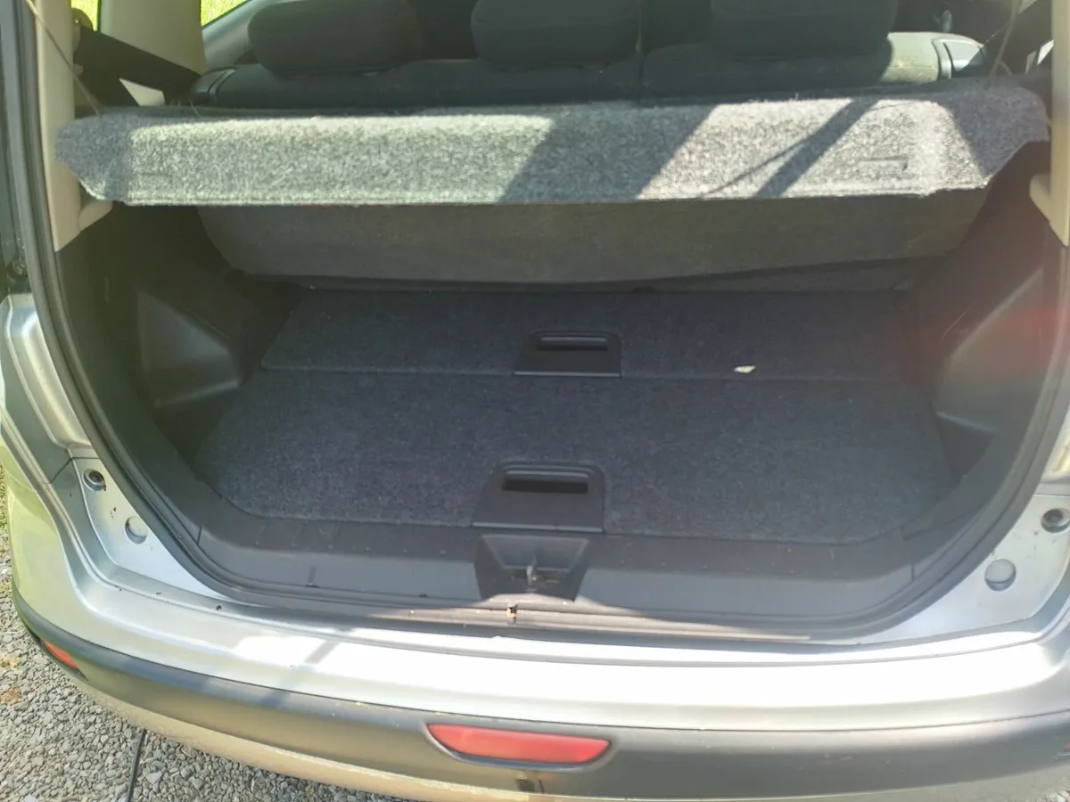 Nissan Note 2007 - Image 2