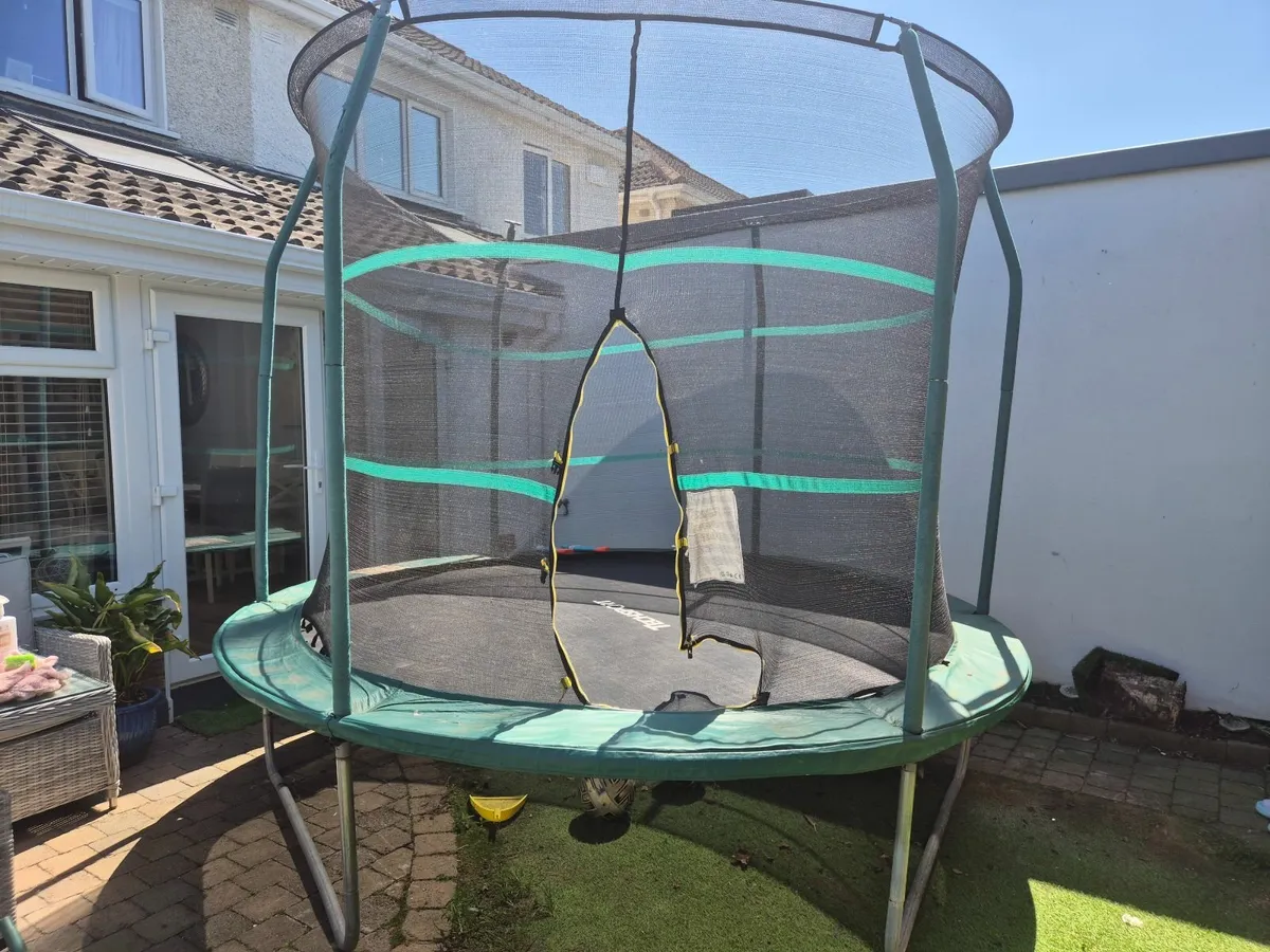 Trampoline - Image 2