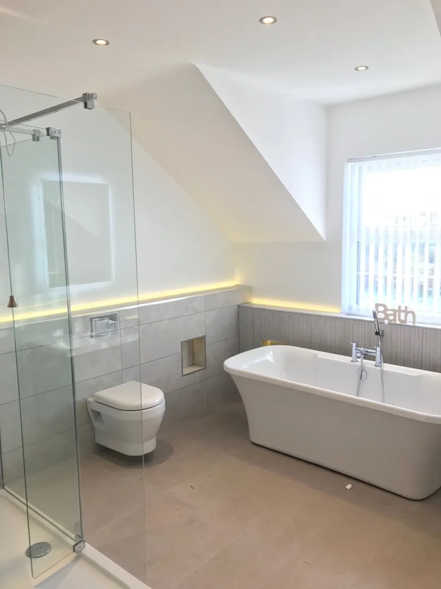 Looking for an Electrician - Image 1