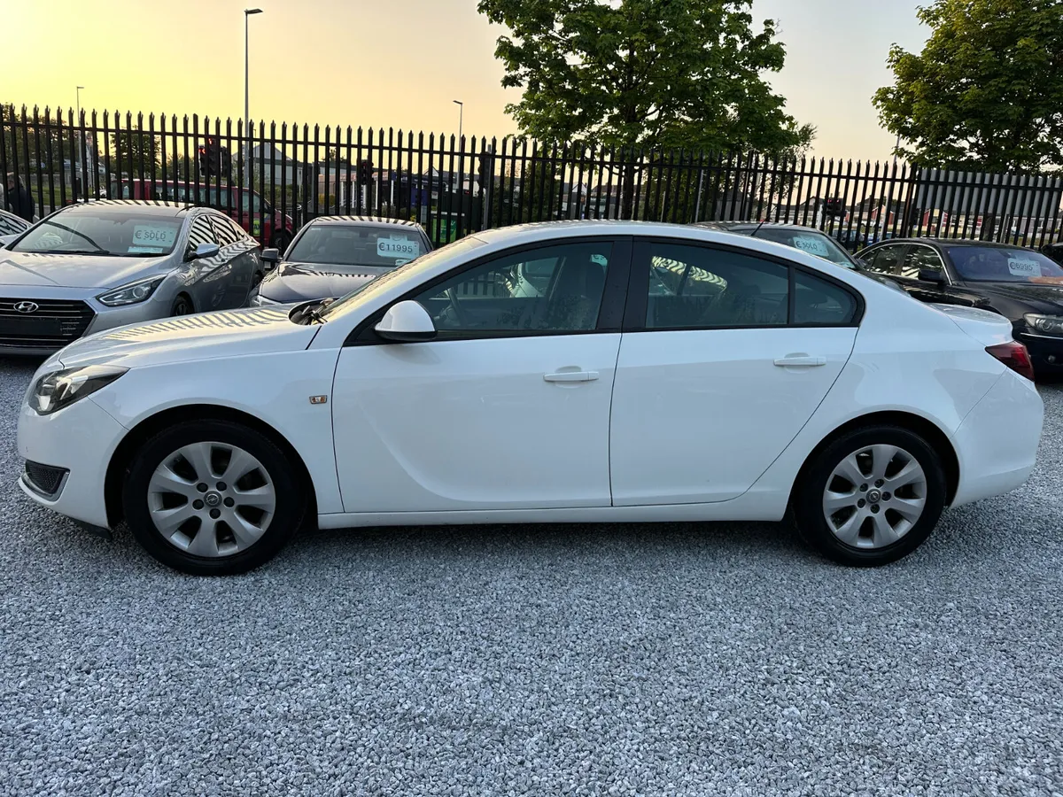 2016 (162) Opel Insignia S 1.6 CDTI 136PS 4DR - Image 4