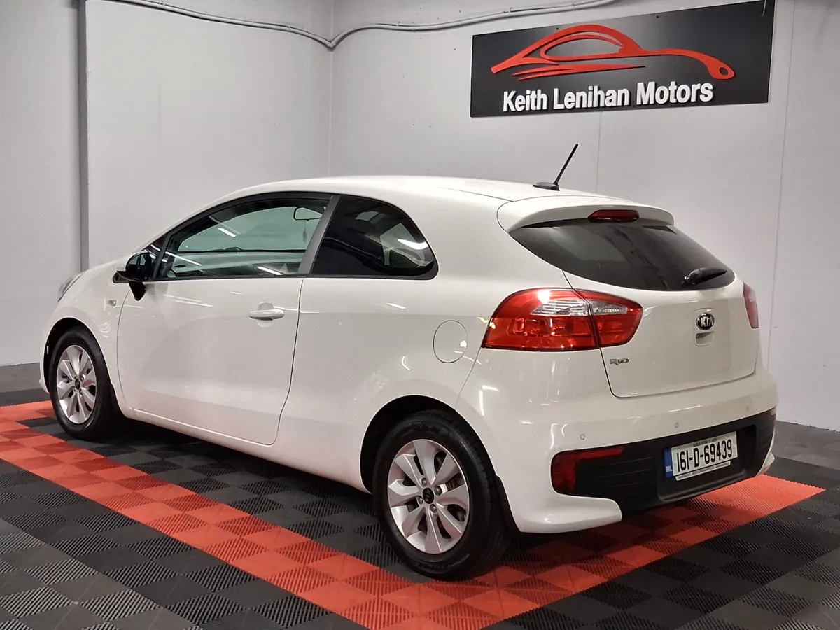 2016 Kia Rio **LOW MILES** - Image 4
