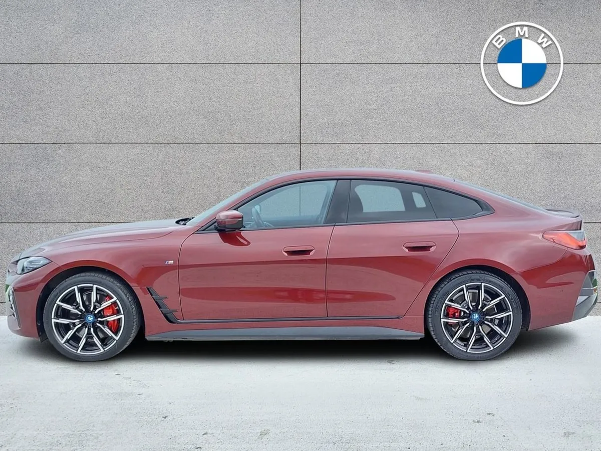 BMW i4 Edrive40 M Sport- High Spec - Image 4
