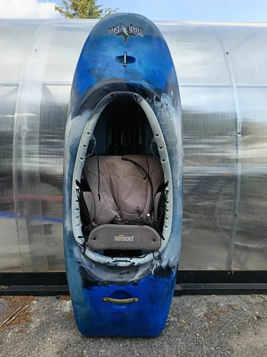 Playboat kayak - Image 1