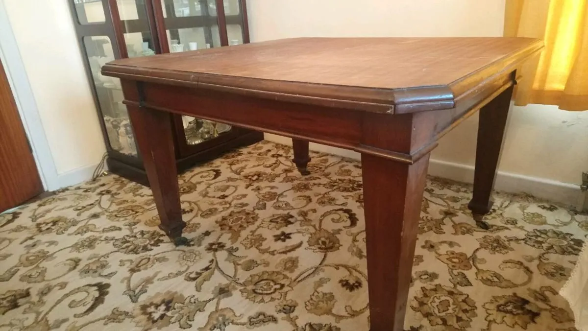 Dining Room Table - Image 4