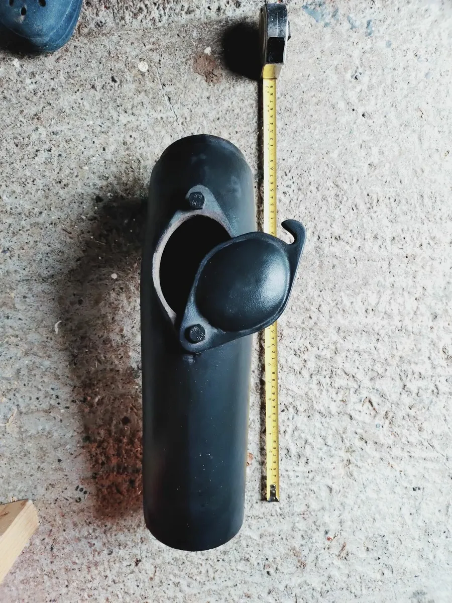 Stove pipe bend (cast iron) - Image 3
