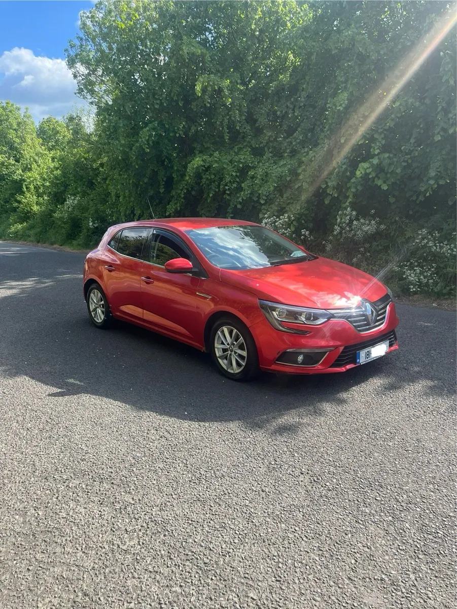 2018 Renault megane - Image 1