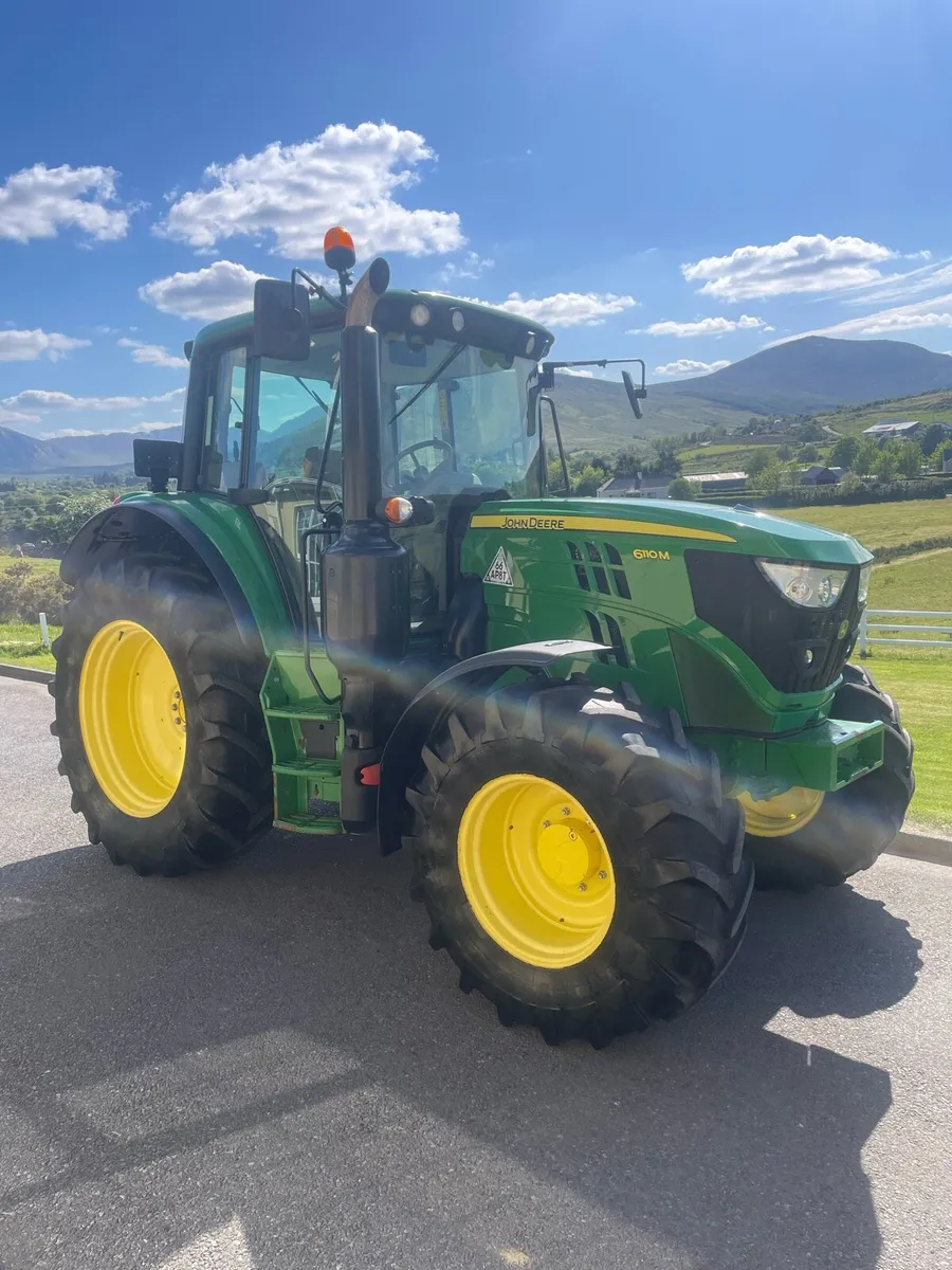 2017 John Deere 6110M - Image 2