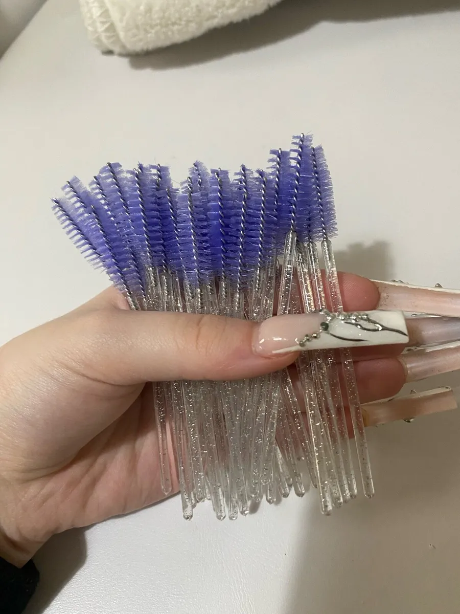 Professional eyelash extension kit - Image 1