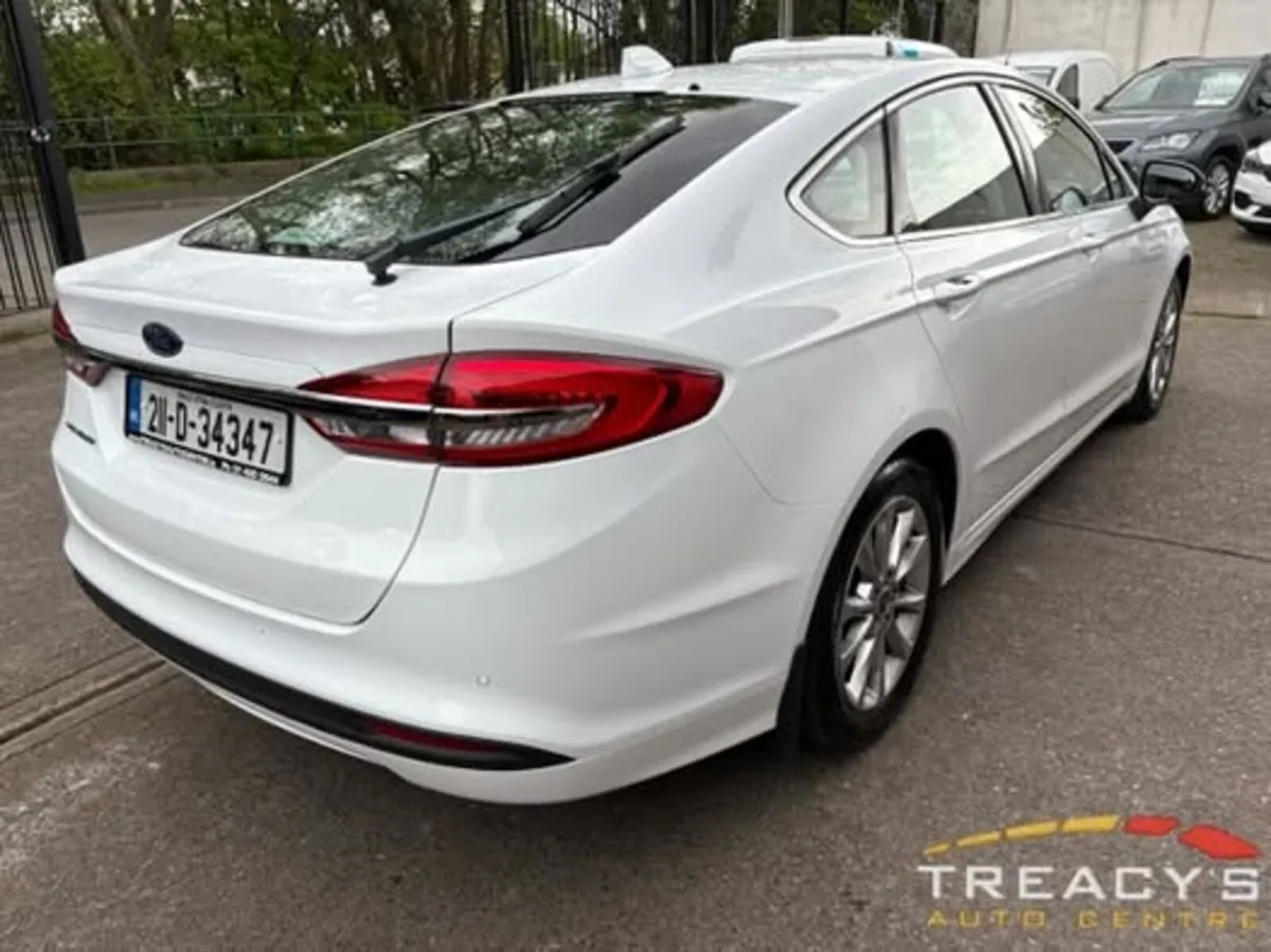 Ford Mondeo 2021 - Image 3